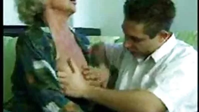 Дівчата секс відео українське в чорному латексі добре трахаються на брутальному члені
