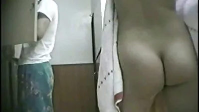 Заміжня блондинка віддалася тренеру українське порно відео зі скелелазіння