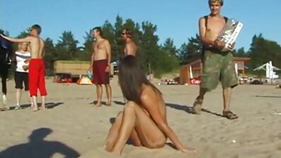 на очах у сплячої дружини