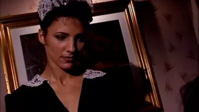 Дупа студентки, що сидить навпочіпки у волоссі члена порно українське онлайн