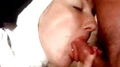 Підкріплений соковитою спермою після домашнього траха секс відео українське