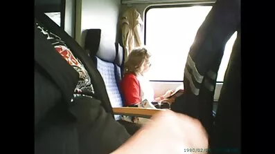Спортивна сучка приймає порно українською мовою великий член в свою кицьку відразу після тренування