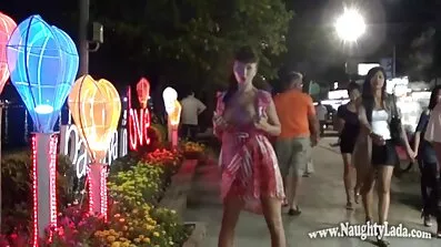 Співробітниця трахкає з коханкою в два порно на українській мові члена і сперму
