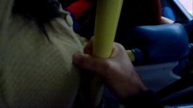 Поппі насолоджується
